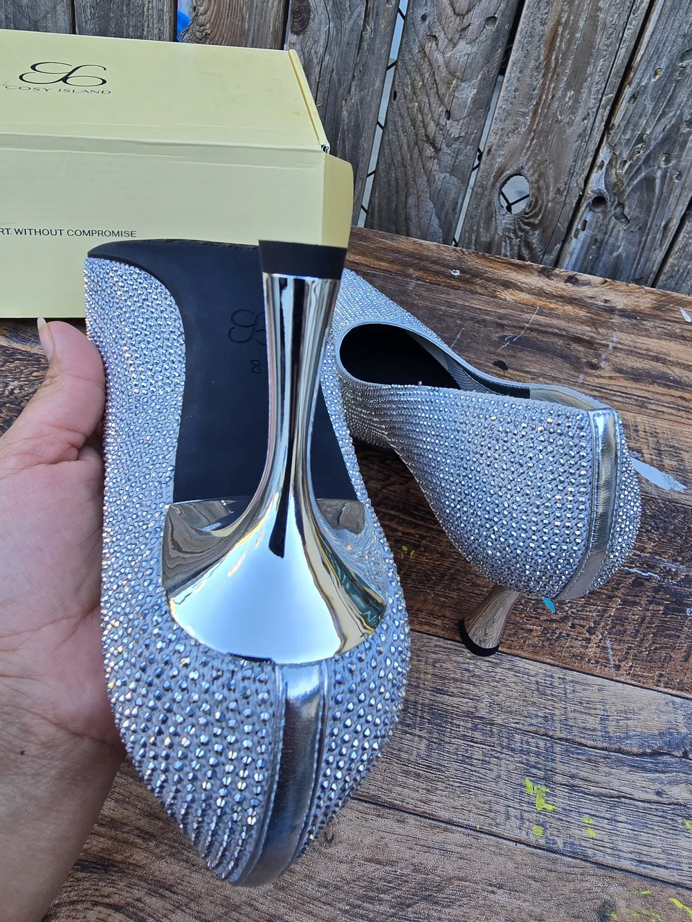 Cosy Elegant Women's Pointed Toe Heels in Silver Size 8
